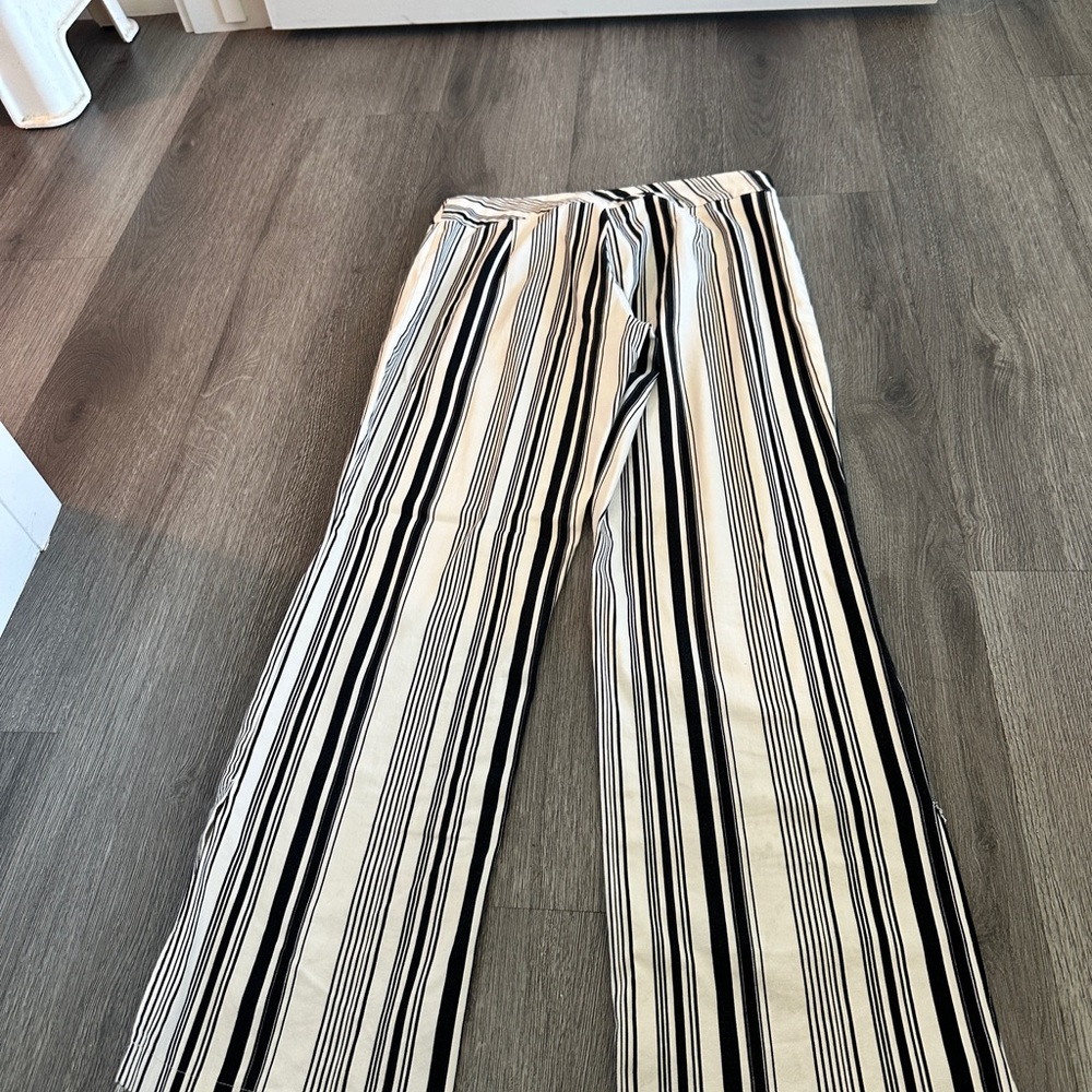 White House Black Market Monochrome Striped Trousers